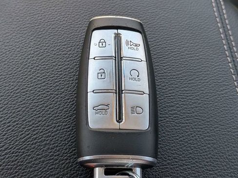 Used 2023 Genesis G70 2.0T AWD/4WD image 28