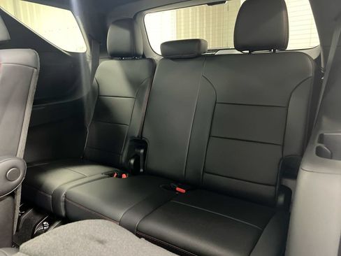 New 2026 Chevrolet Traverse RS w/ LPO, Floor Liner Package AWD/4WD image 25