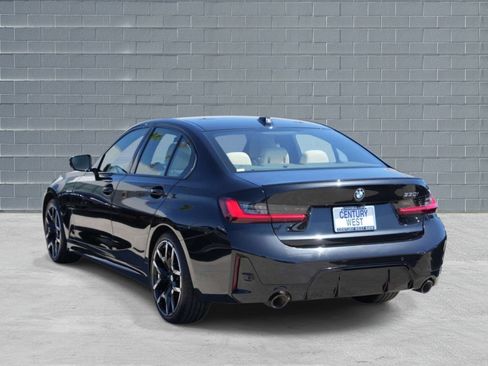 Used 2026 BMW 330i Sedan w/ M Sport Package RWD image 3