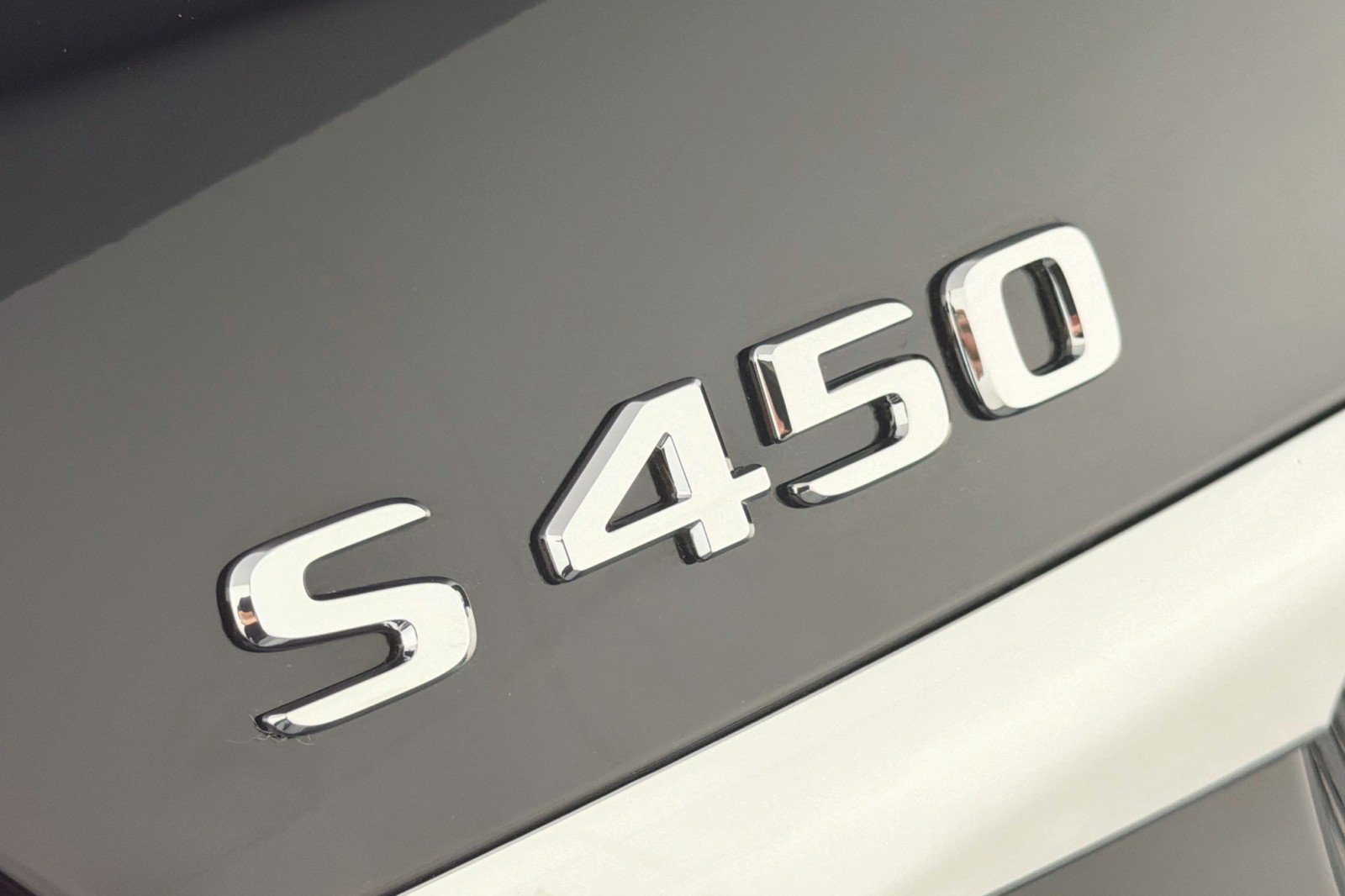 Used 2018 Mercedes-Benz S 450 Sedan image 9