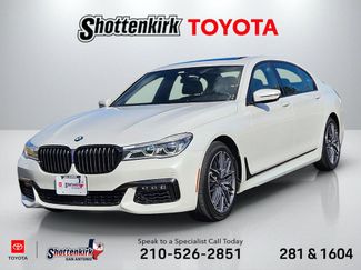 Used 2019 BMW 750i xDrive w/ M Sport Package AWD/4WD video 1