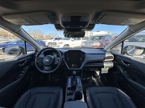 Certified 2025 Subaru Crosstrek 2.5i Limited w/ Crosstrek Mirror Package image 10