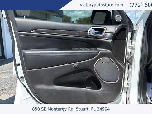 Used 2018 Jeep Grand Cherokee High Altitude AWD/4WD image 9