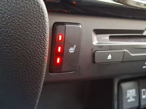 Used 2022 Honda Pilot Touring image 21