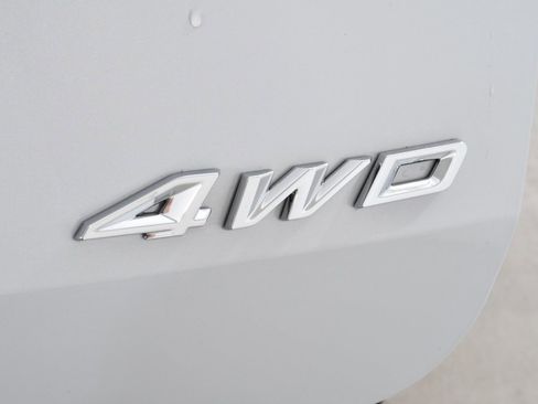 New 2025 Ford Explorer Active w/ Active Comfort Package image 22