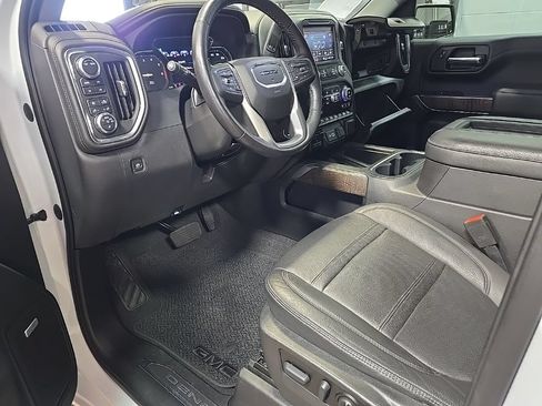 Used 2022 GMC Sierra 1500 Denali w/ Denali Premium Package AWD/4WD image 34