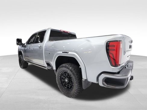 Certified 2024 GMC Sierra 2500 Denali Ultimate image 2