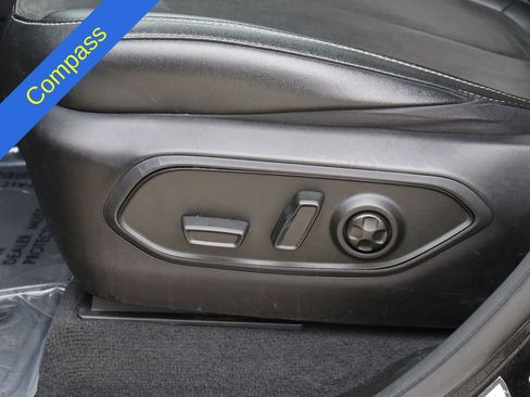 Used 2024 Jeep Grand Cherokee L Laredo AWD/4WD image 26