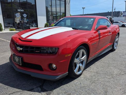 Used 2010 Chevrolet Camaro SS w/ LPO, Ground Effects Package image 2