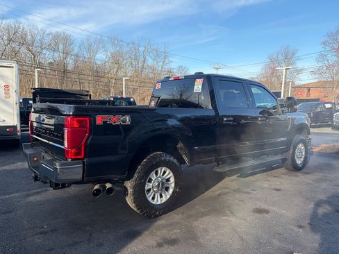 Used 2020 Ford F250 XLT w/ FX4 Off-Road Package image 6