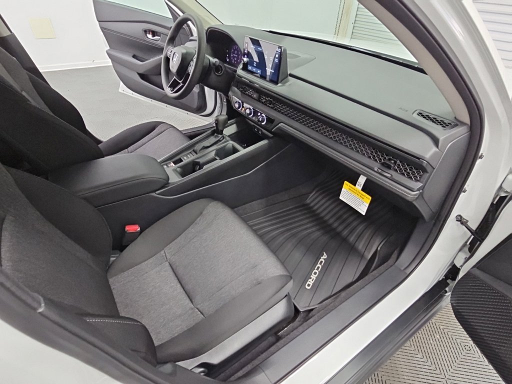 New 2026 Honda Accord LX image 33