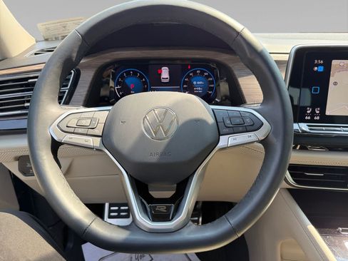 Used 2025 Volkswagen Atlas SEL Premium R-Line AWD/4WD image 13