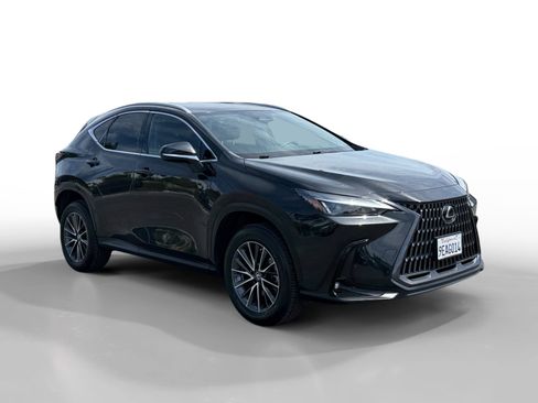 Used 2023 Lexus NX 250 FWD image 7
