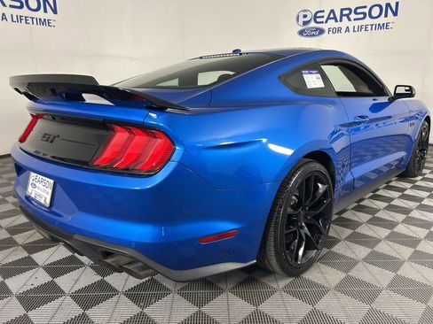 Used 2019 Ford Mustang GT RWD image 12