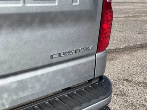 Certified 2023 Chevrolet Silverado 1500 Custom image 12