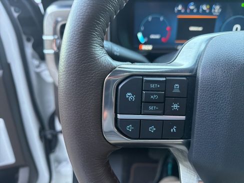 Used 2025 Ford F250 King Ranch w/ Chrome Package image 30