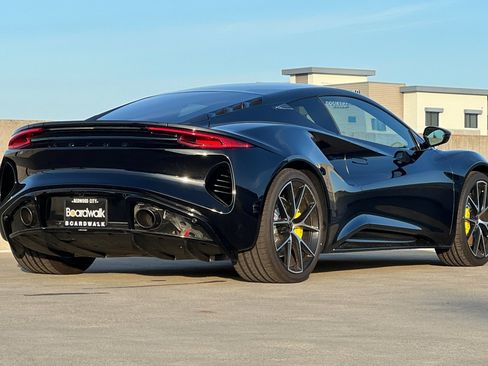 New 2025 Lotus Emira image 4