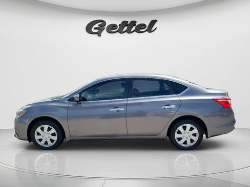 Used 2017 Nissan Sentra S FWD image 8