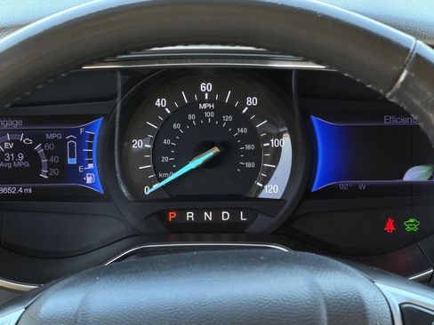 Used 2013 Ford Fusion SE FWD image 17