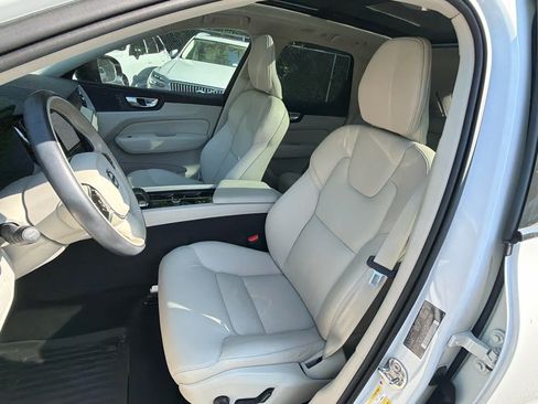 Used 2024 Volvo XC60 B5 Plus w/ Protection Package Premier AWD/4WD image 27