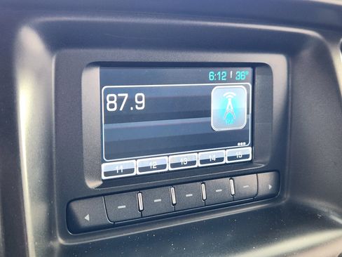 Used 2015 Chevrolet Colorado W/T image 23