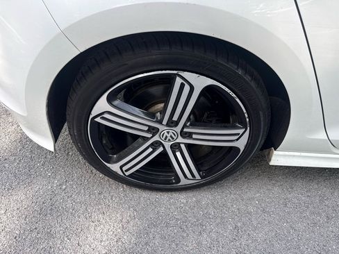 Used 2016 Volkswagen Golf 4-Door AWD/4WD image 35