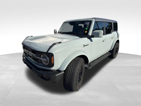 Used 2024 Ford Bronco Outer Banks AWD/4WD image 7