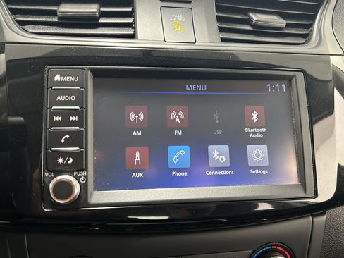 Used 2019 Nissan Sentra S image 16