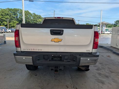 Used 2012 Chevrolet Silverado 2500 LTZ w/ LTZ Plus Package AWD/4WD image 4