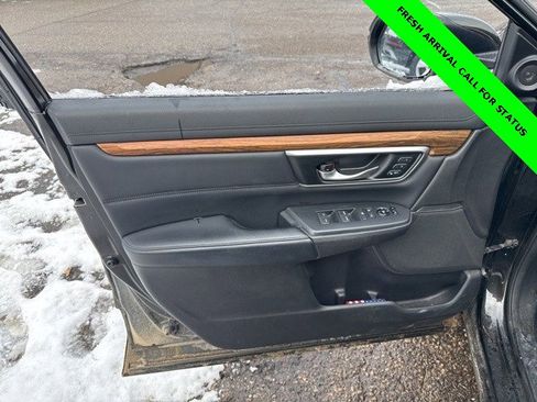 Used 2017 Honda CR-V Touring image 19
