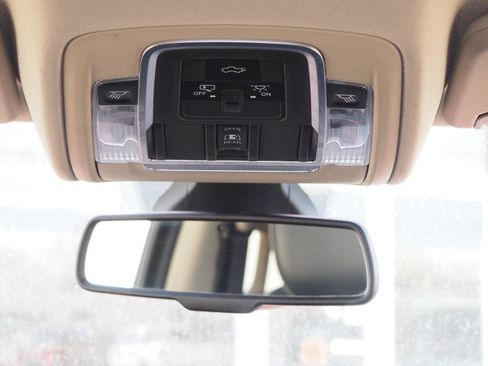 Used 2019 RAM 1500 Laramie image 16