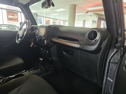 Used 2016 Jeep Wrangler Sport w/ Quick Order Package 24S image 12