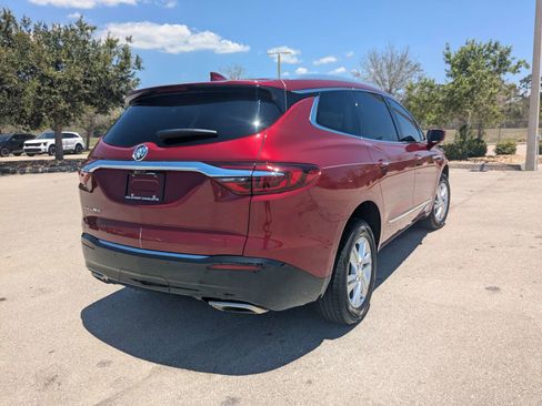 Used 2020 Buick Enclave Essence FWD image 5