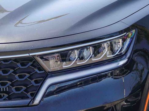 Certified 2023 Kia Sorento EX FWD image 6