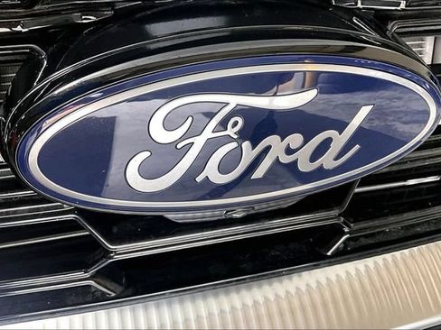Used 2025 Ford Expedition Max Platinum AWD/4WD image 32