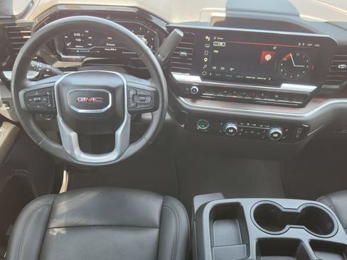 Used 2024 GMC Sierra 1500 SLT RWD image 27