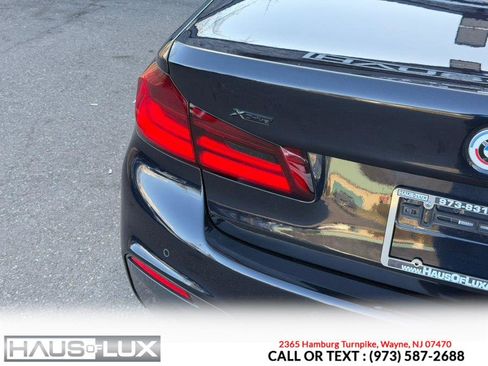 Used 2020 BMW 540i xDrive w/ M Sport Package image 23