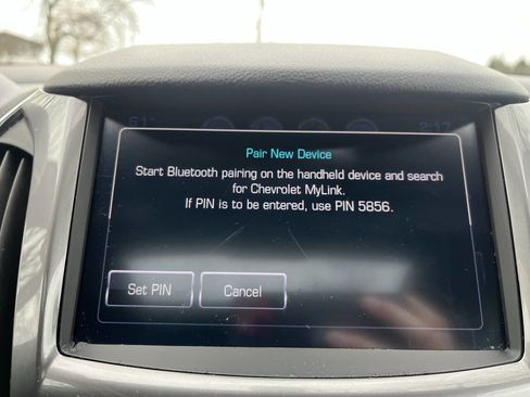 Used 2016 Chevrolet Cruze LT w/ Sun And Sound Package FWD image 19