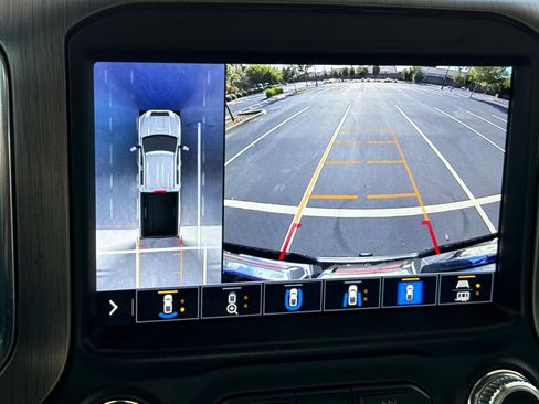 Used 2022 GMC Sierra 2500 Denali w/ Denali Ultimate Package image 25