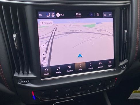 New 2024 Maserati Levante GT Ultima image 29