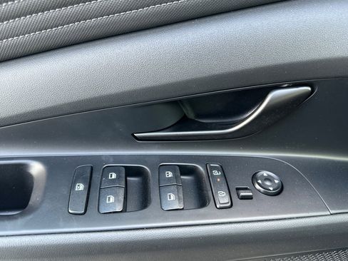 New 2025 Hyundai Elantra Sport image 11