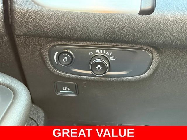 Used 2024 GMC Terrain SLE AWD/4WD image 19