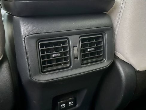Used 2019 Toyota RAV4 XLE w/ Convenience Package AWD/4WD image 30