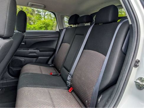 Used 2017 Mitsubishi Outlander Sport ES FWD image 14