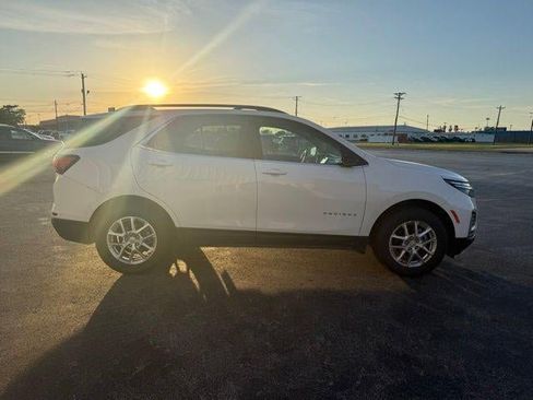 Used 2022 Chevrolet Equinox LT w/ LT True North Edition AWD/4WD image 5