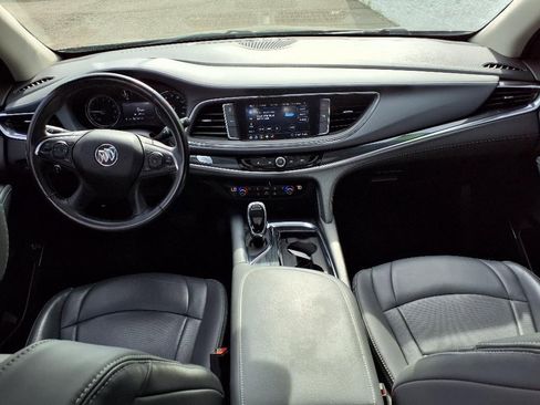 Used 2020 Buick Enclave Essence w/ Sport Touring Edition image 12