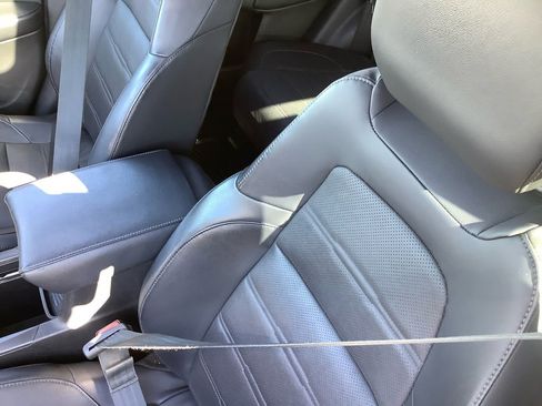 Used 2017 Honda CR-V EX-L image 8