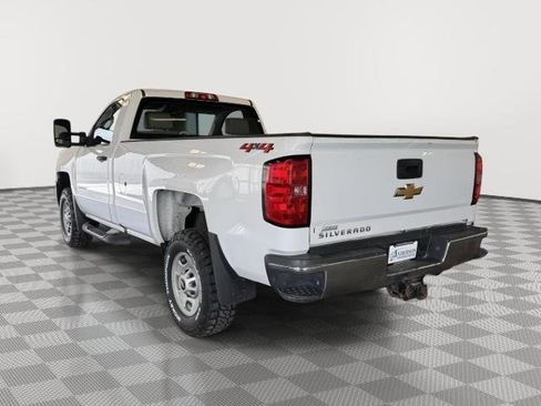 Used 2018 Chevrolet Silverado 2500 W/T w/ Snow Plow Prep Package image 8