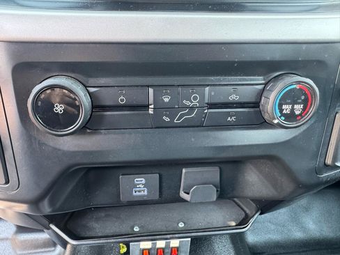 Used 2022 Ford F150 XL RWD image 36
