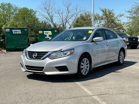 Used 2017 Nissan Altima 2.5 S w/ Power Driver Seat Package image 3
